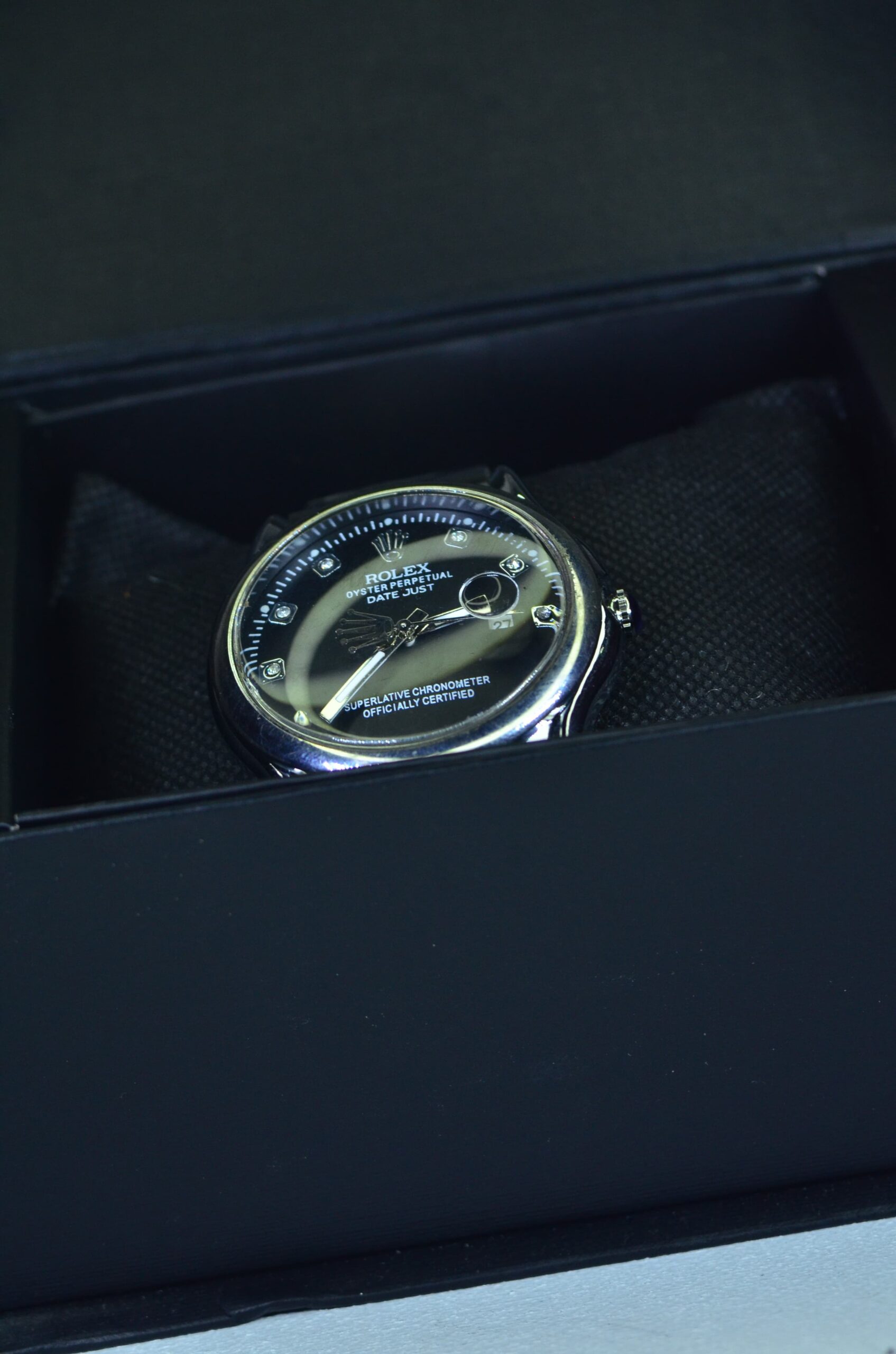 RLX Elegant Men's Watch With Premium Silver Chain - Image 6